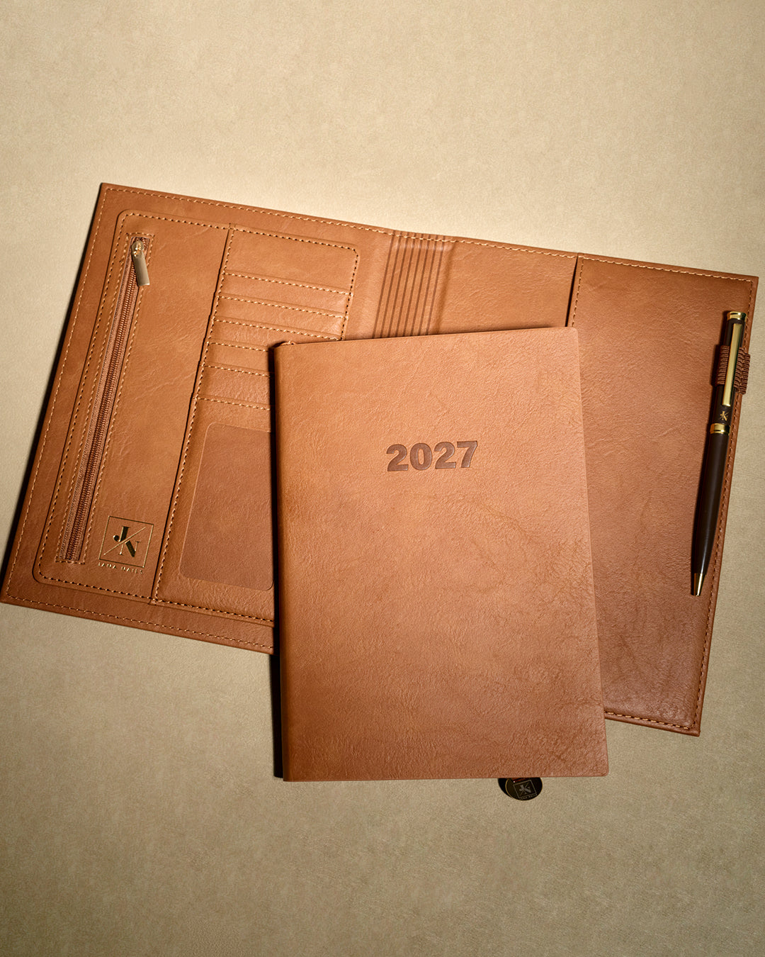Agenda JN 2027 ÉDITION LIMITÉE – Inclus un stylo et un porte-clés offerts