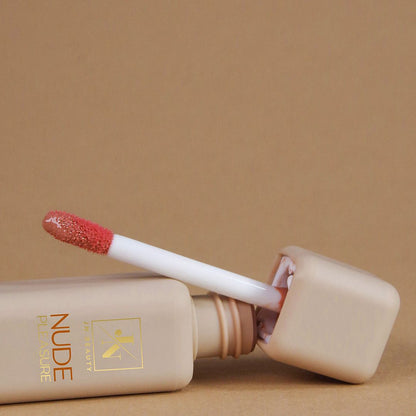Nude Pleasure lip gloss - 6 ml