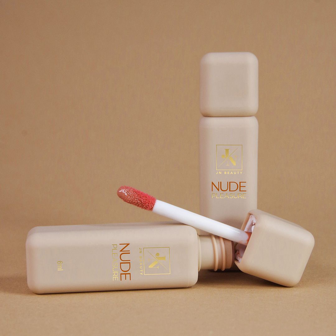 Nude Pleasure lip gloss - 6 ml