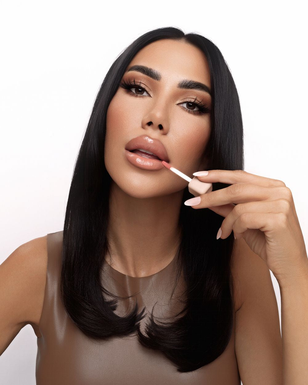 Nude Pleasure lip gloss - 6 ml