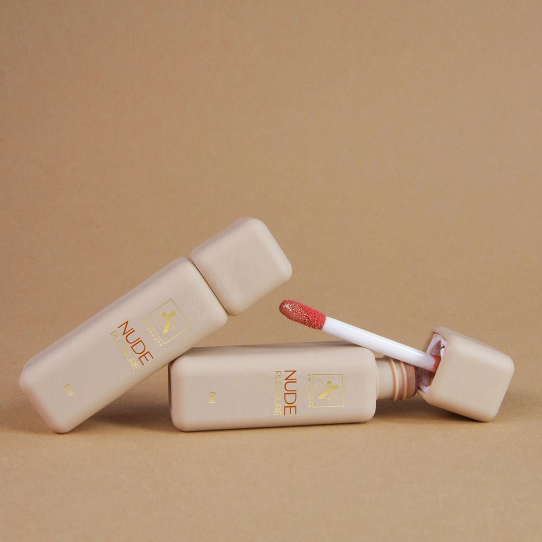 Nude Pleasure lip gloss - 6 ml