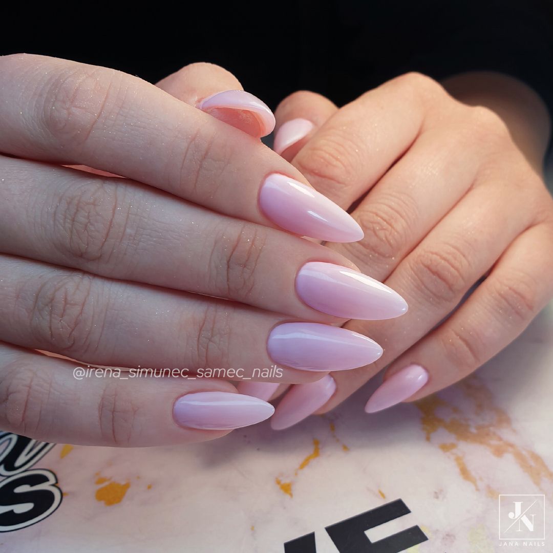 Barbie pink top coat - 10ml