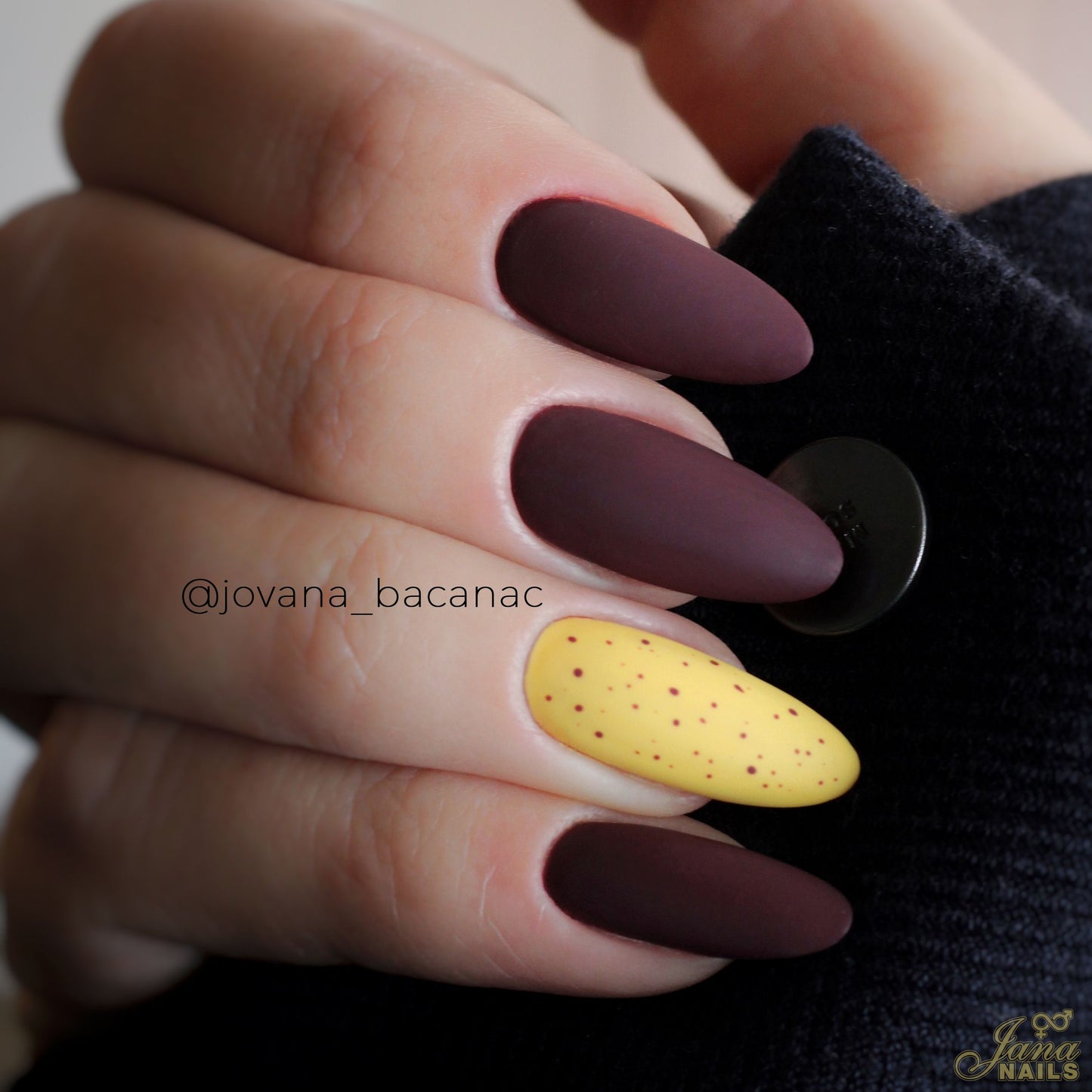 Genie in a bottle #staytuned - 5ml