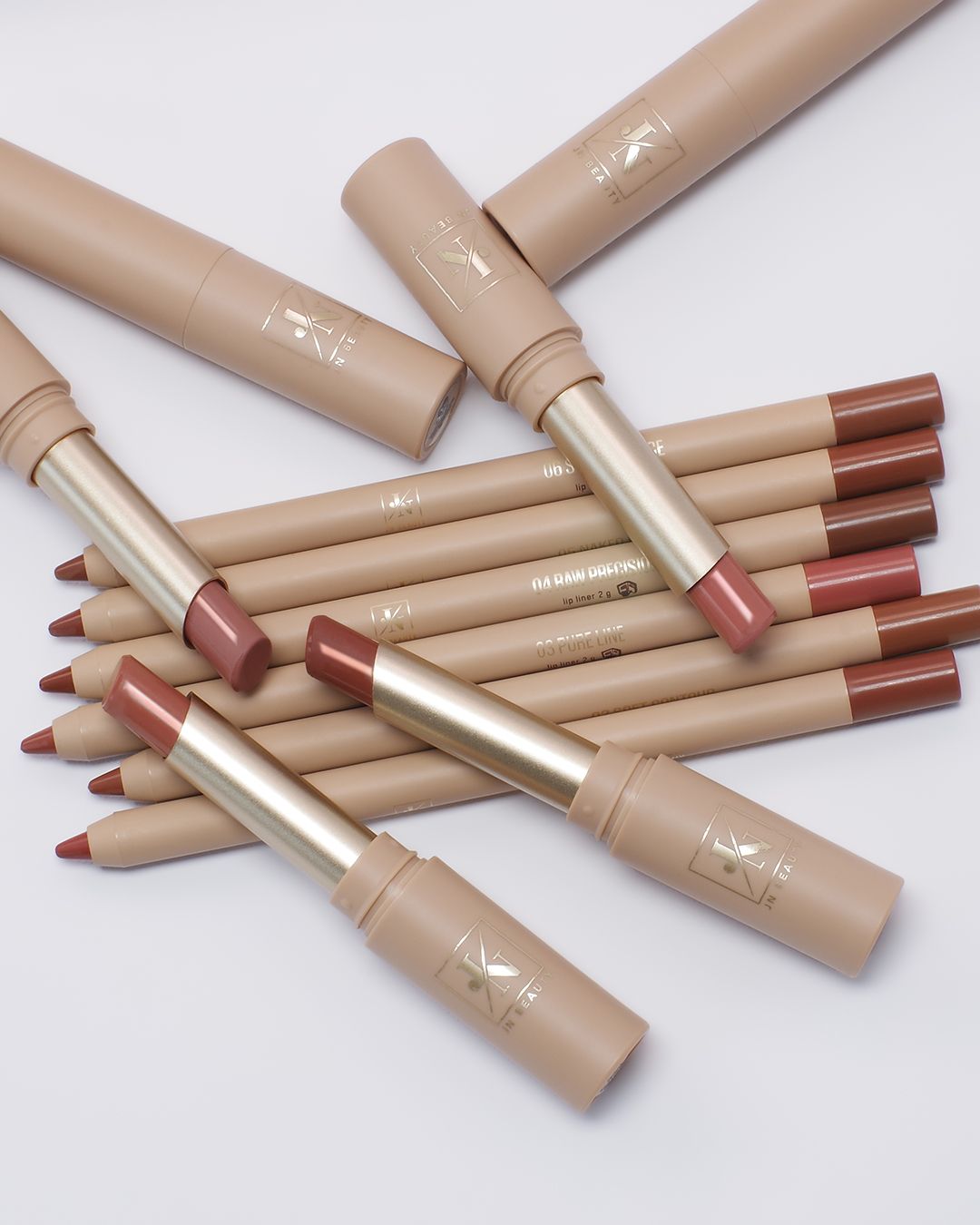 Rouge à lèvres mat soyeux -02 Warm Embrace 6 g